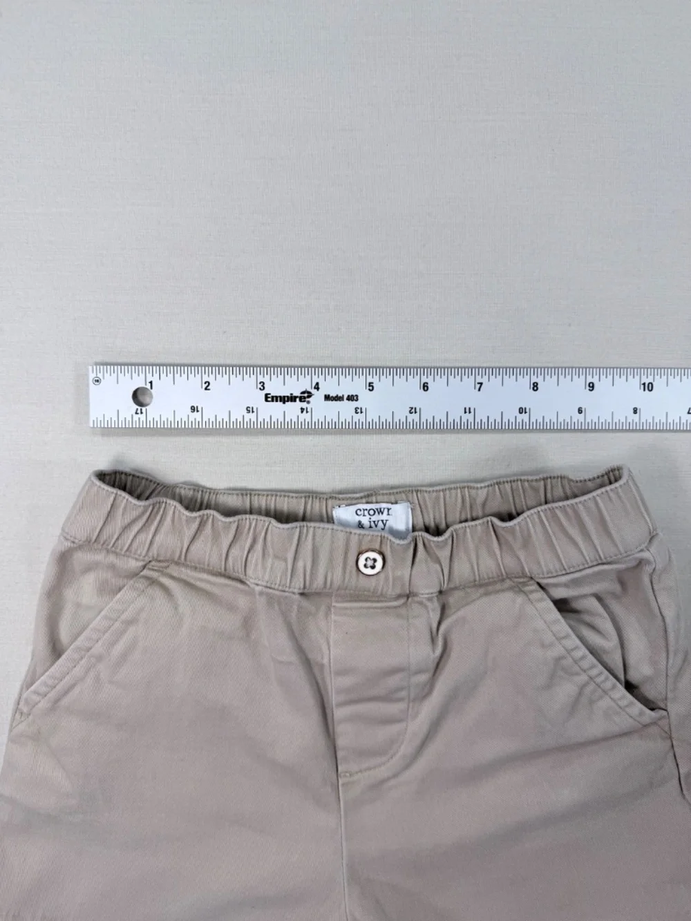 Crown & Ivy Kids Tan Scalloped Hem Twill Shorts Size 6